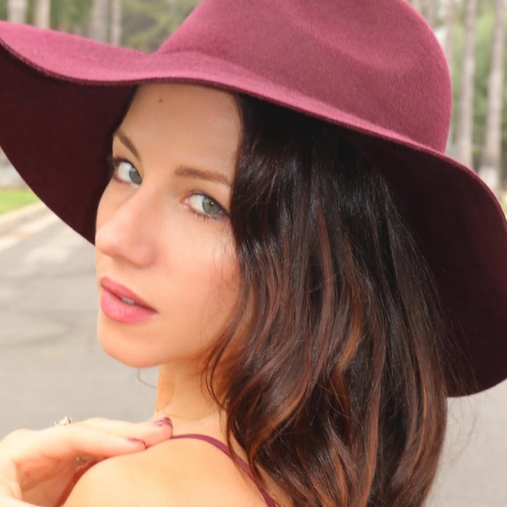 Meet your Posher, Erica